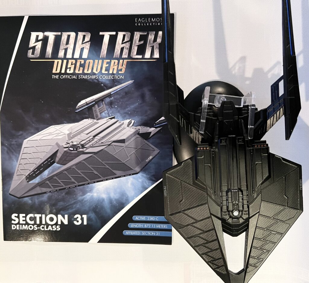 Eaglemoss Spotlight: Star Trek Enterprise D and Section 31 Ships ...